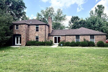 House 5 bedrooms, with pool