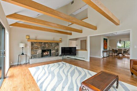 House 4 bedrooms, with jacuzzi