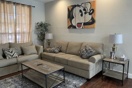 House 4 bedrooms, with jacuzzi