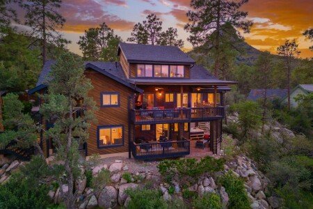 Chalet 4 bedrooms, with jacuzzi