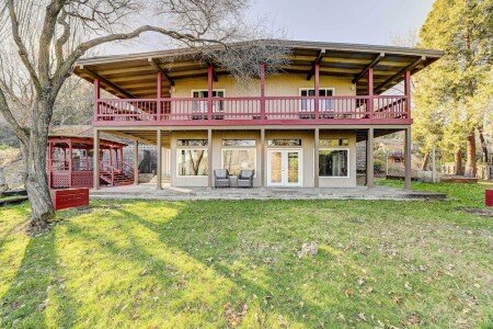 House 4 bedrooms, with jacuzzi