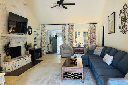 House 4 bedrooms, with jacuzzi