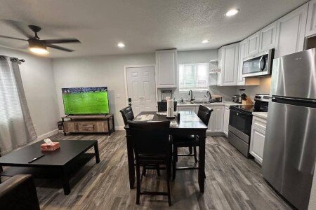 House 1 bedroom, with jacuzzi