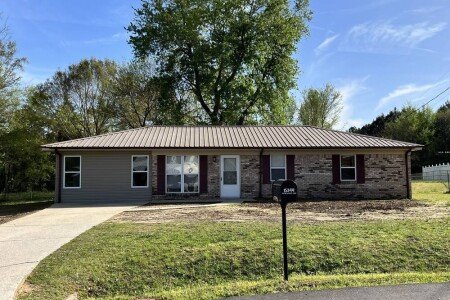 House 4 bedrooms, with jacuzzi