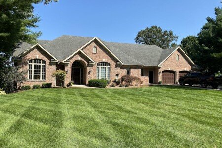 House 4 bedrooms, with jacuzzi