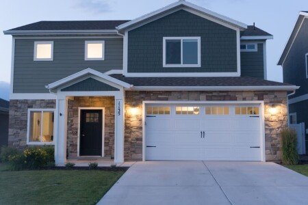 House 4 bedrooms, with jacuzzi