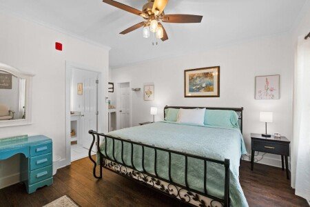 Hotel with air conditioning