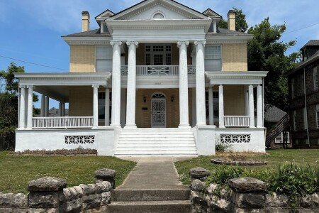 House 3 bedrooms, with jacuzzi