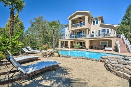 House 5 bedrooms, with jacuzzi