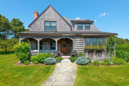 House 4 bedrooms, with jacuzzi