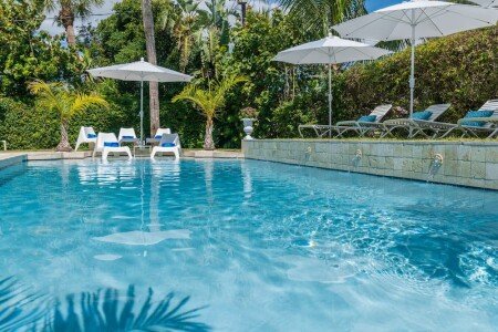 House 4 bedrooms, with jacuzzi