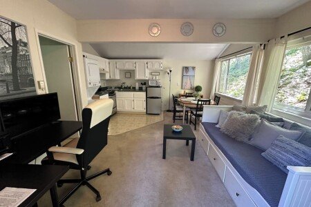 Bed and breakfast 1 bedroom, with air conditioning