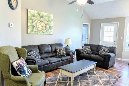 House 3 bedrooms, with garden