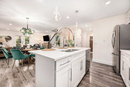 House 8 bedrooms, with jacuzzi