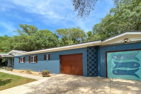 House 4 bedrooms, with jacuzzi