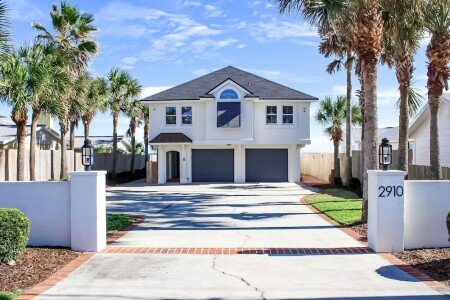 House 4 bedrooms, with jacuzzi