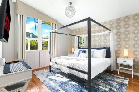 House 4 bedrooms, with jacuzzi