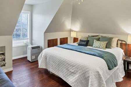 House 4 bedrooms, with jacuzzi