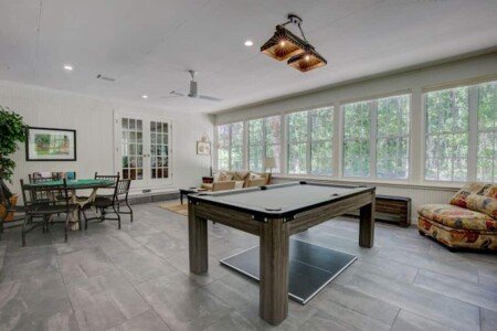 House 4 bedrooms, with jacuzzi