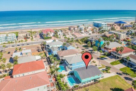 House 4 bedrooms, with jacuzzi