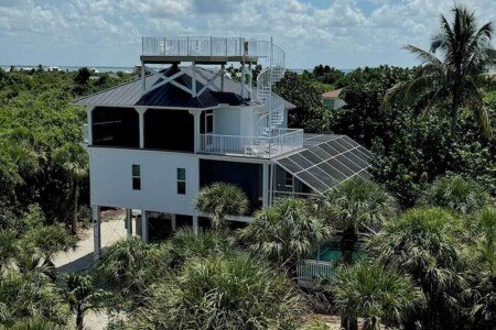 House 4 bedrooms, with jacuzzi