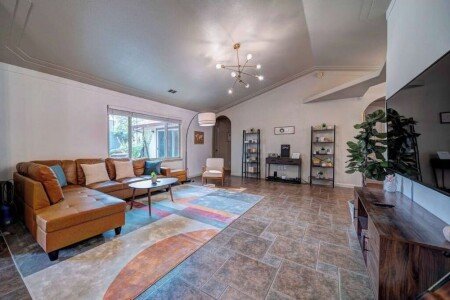 House 3 bedrooms, with jacuzzi