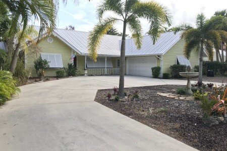 House 3 bedrooms, with jacuzzi