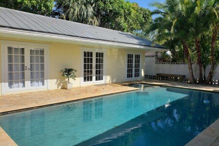 House 1 bedroom, with jacuzzi