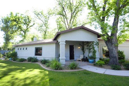 Bed and breakfast 1 bedroom, with gym