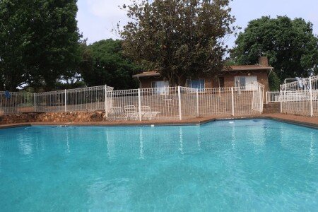 Bed and breakfast 3 camere, con piscina