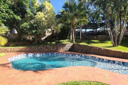 Apartment 3 bedrooms, with pool