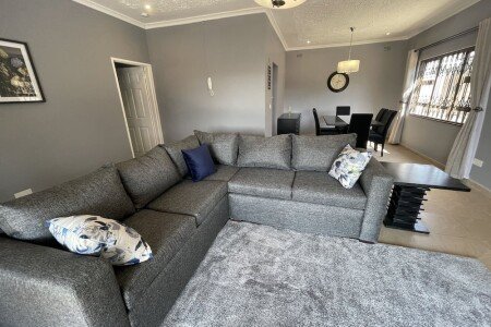 House 3 bedrooms, with pool